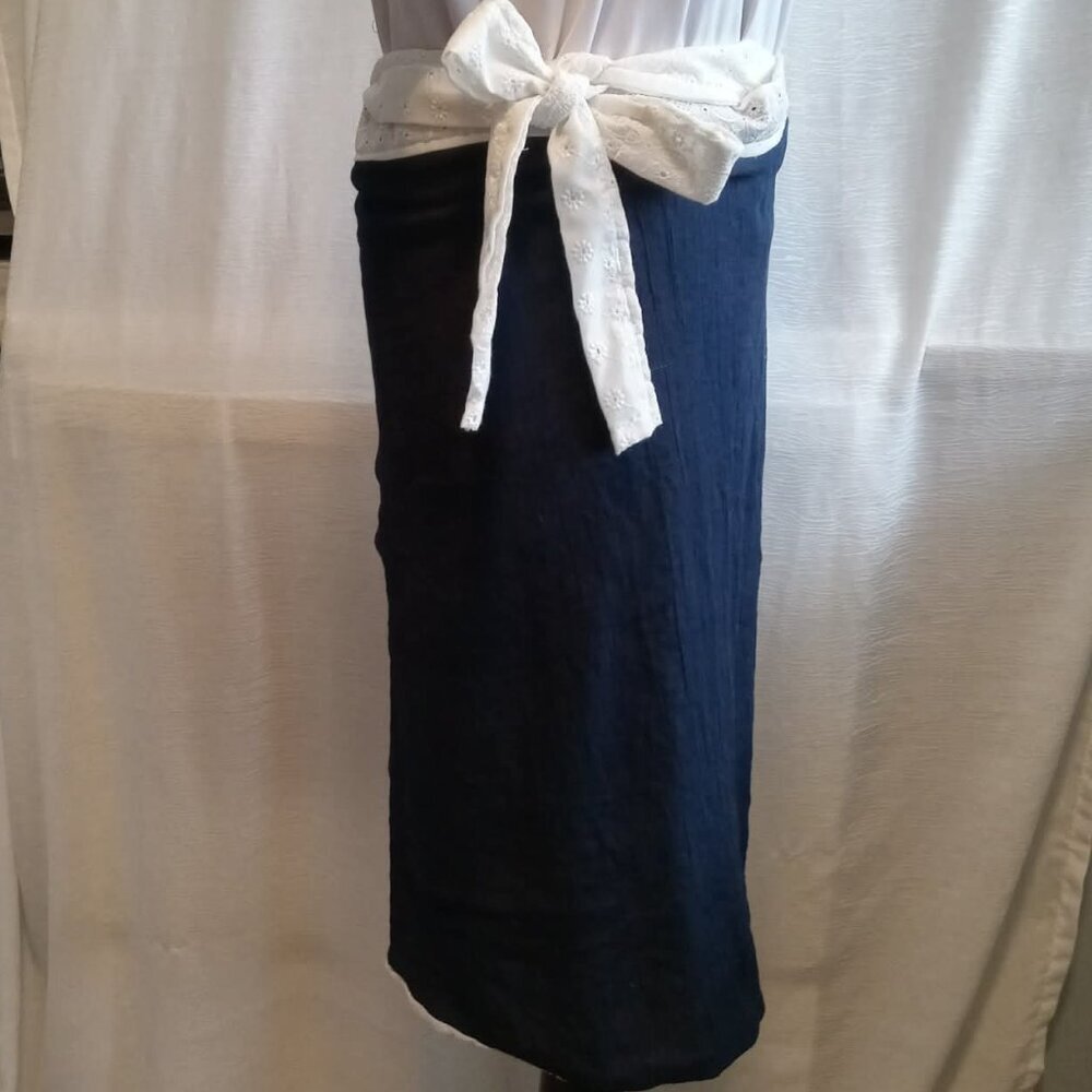 Single skirt - end of fabric rolls hand made Reversible wrap skirt